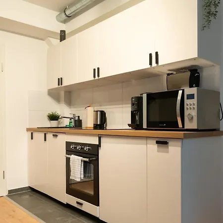 Hamburg City Apartment For 4-3